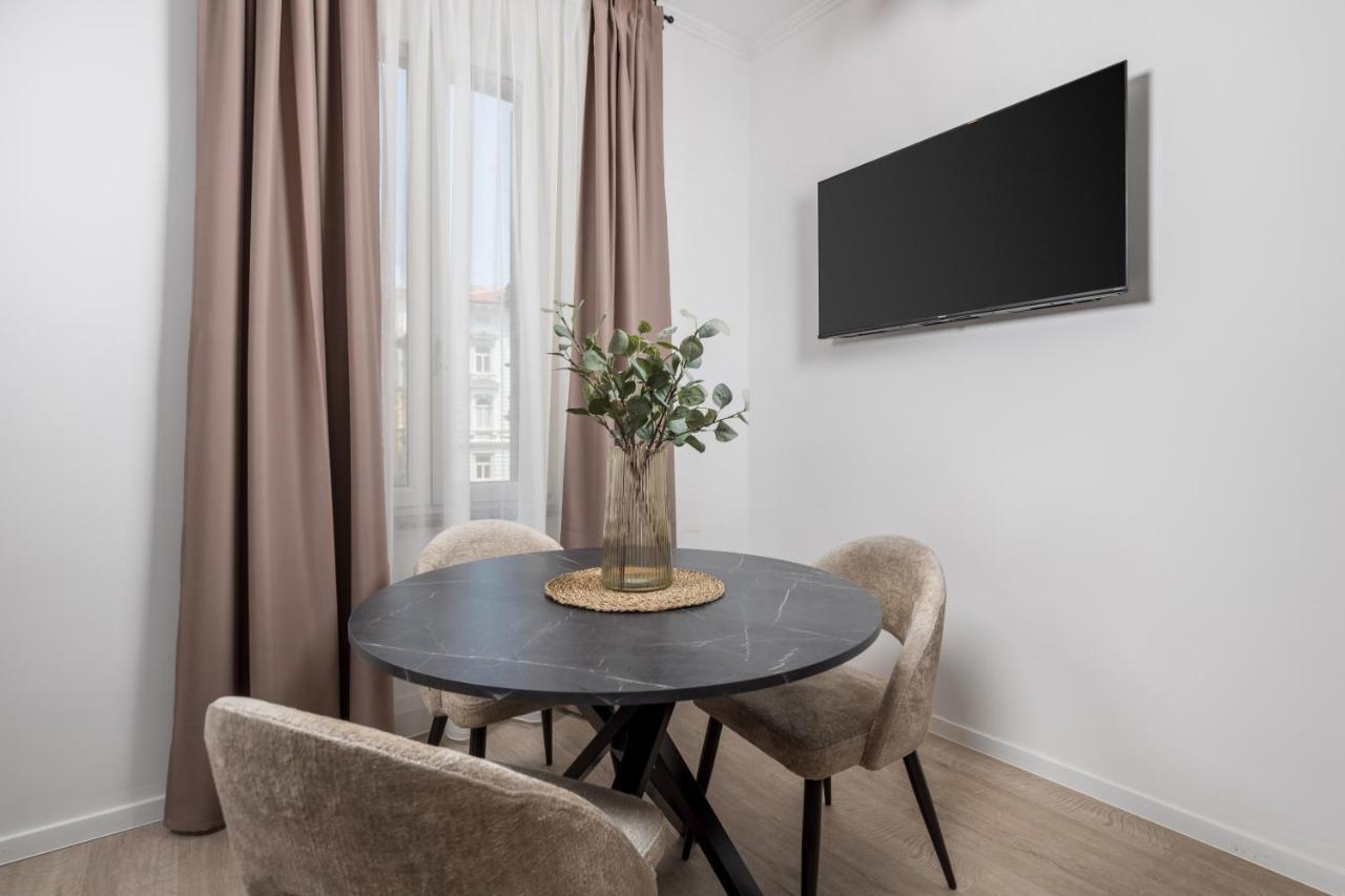 Apartments Diego Rijeka Eksteriør bilde